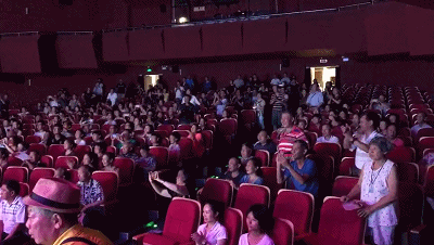 观众动图.gif